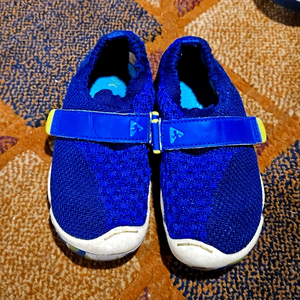 Blue Plae size 10
